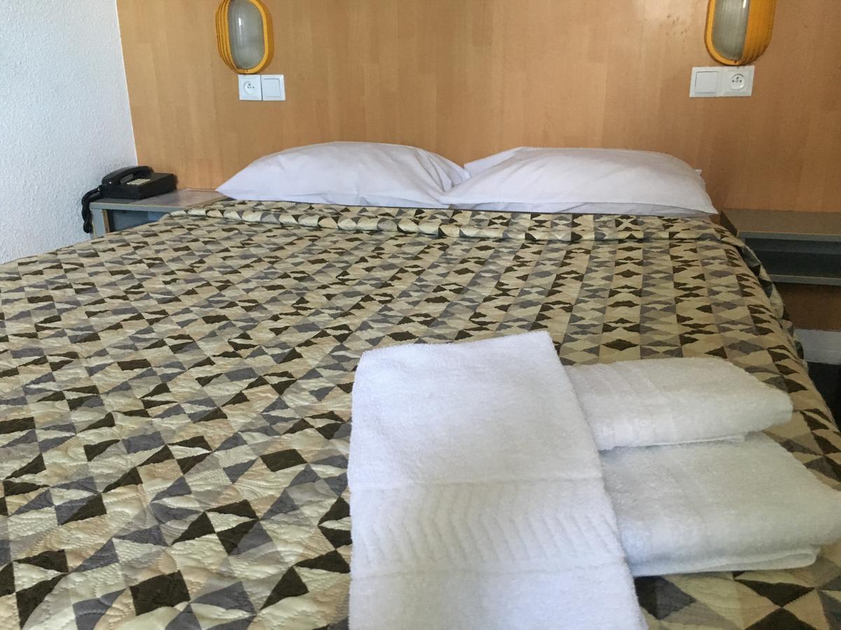 Hotel Noctuel Blois Sud Saint-Gervais-la-Foret ภายนอก รูปภาพ